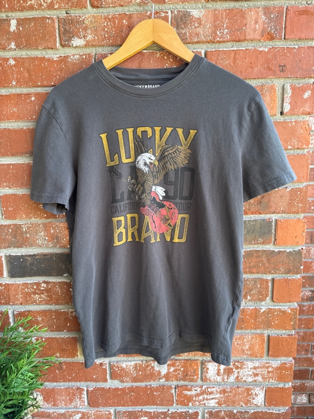 Lucky Brand Logo Tee — Gray with Graphic Print